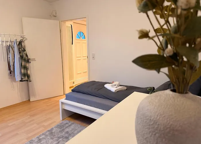 Ks - 2 Schlafzimmer Mit Einzelbetten Für 4-5 Personen