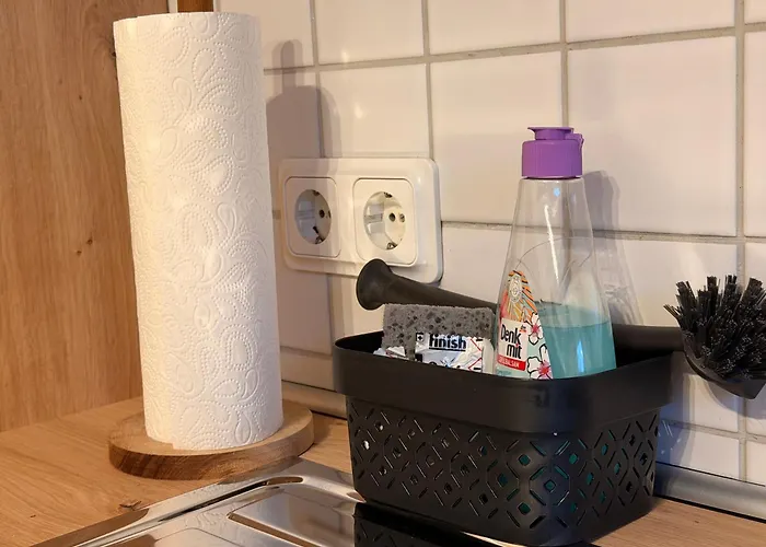 Ks - 2 Schlafzimmer Mit Einzelbetten Für 4-5 Personen *