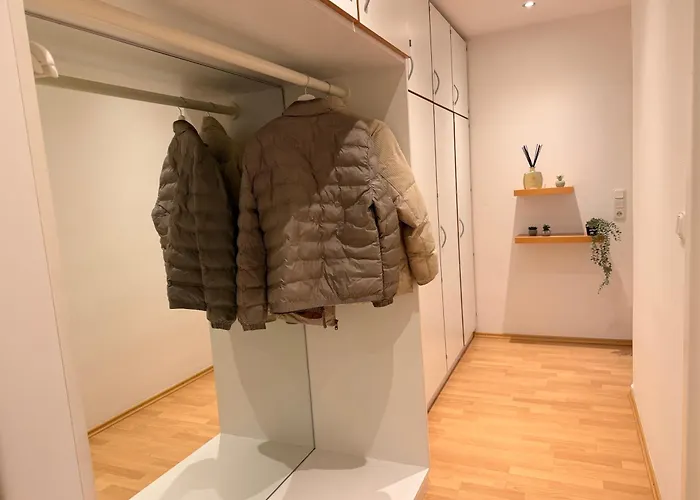 Ks - 2 Schlafzimmer Mit Einzelbetten Für 4-5 Personen